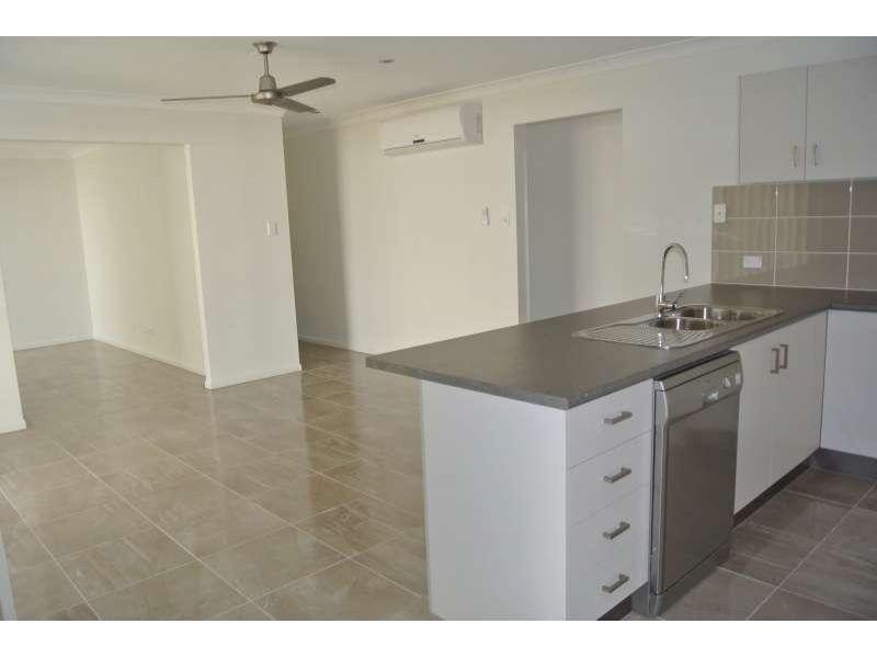 34 Chamomile Street, Springfield Lakes QLD 4300