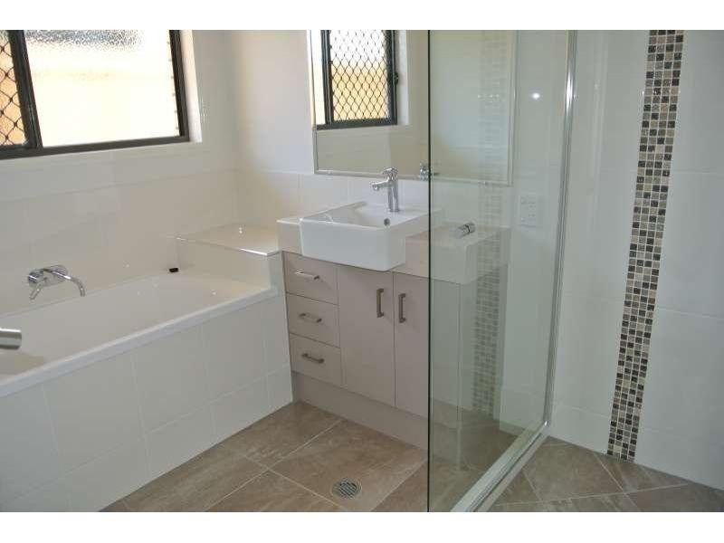 34 Chamomile Street, Springfield Lakes QLD 4300