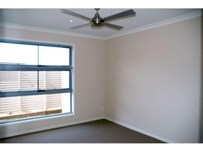 61 Opperman Drive, Springfield Lakes QLD 4300