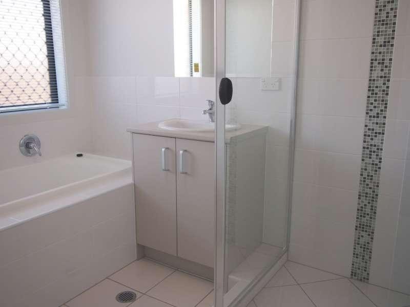 112 Whitmore Crescent, Goodna QLD 4300