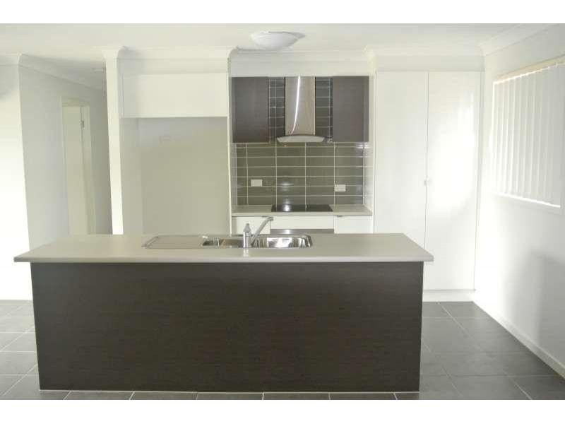 10 Shanks Court, Bundamba QLD 4304