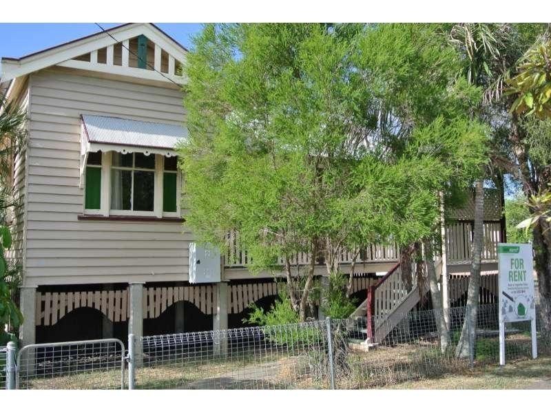 30 The Terrace, North Ipswich QLD 4305