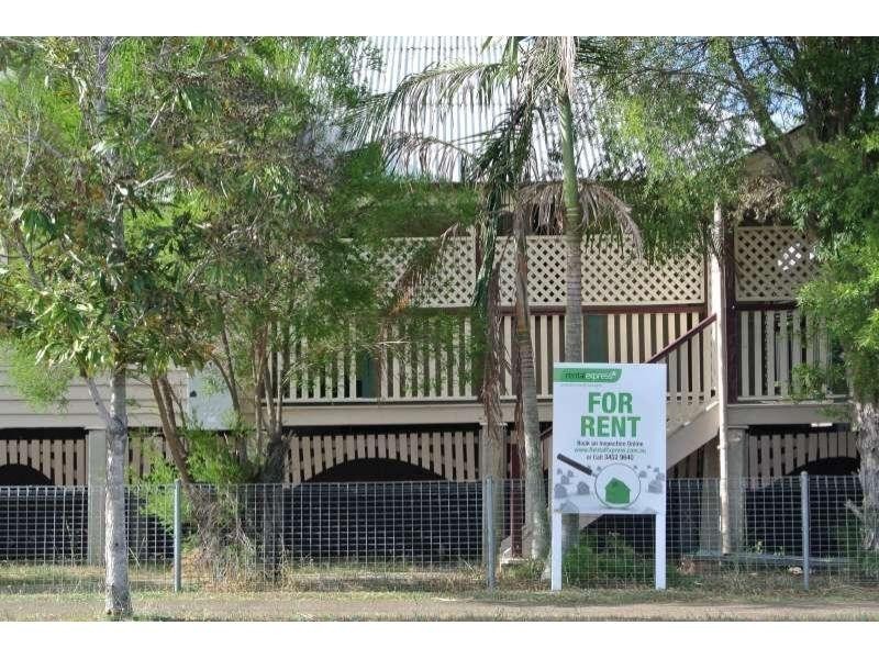 30 The Terrace, North Ipswich QLD 4305