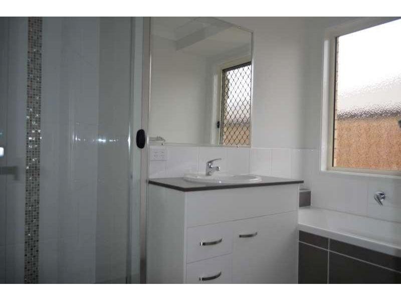 53 Pendragon  Street, Raceview QLD 4305