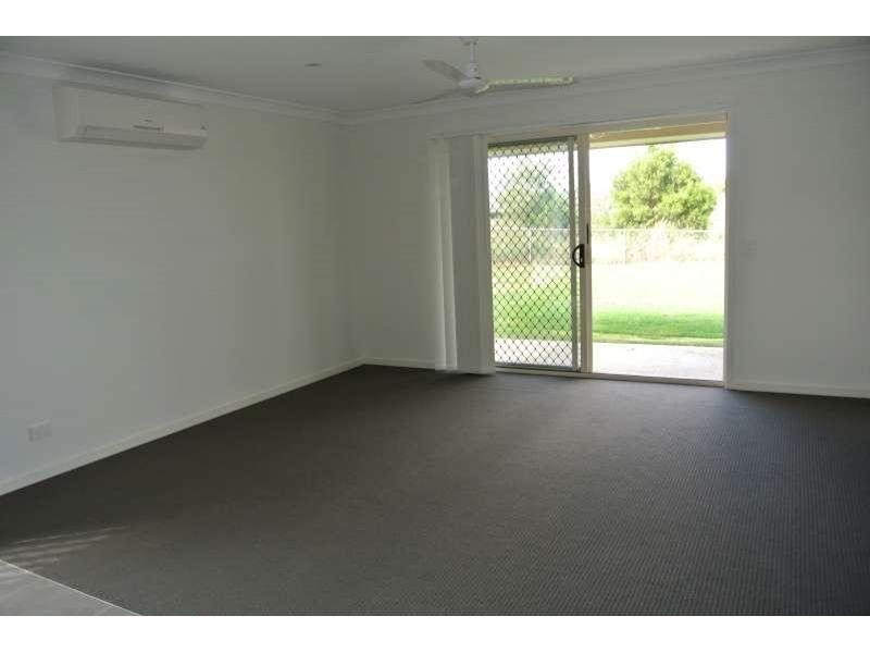 53 Pendragon  Street, Raceview QLD 4305