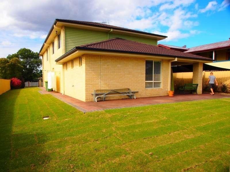 3 Mary Street, Flinders View QLD 4305