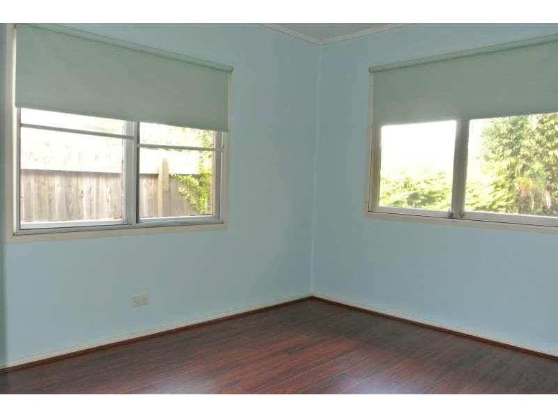 24 Cromarty Street, Kenmore QLD 4069