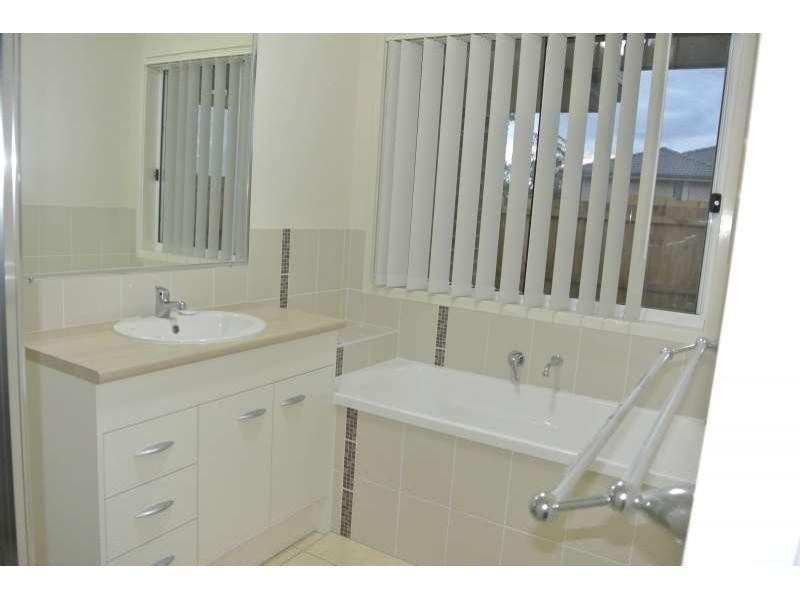 73 Whitmore Crescent, Goodna QLD 4300