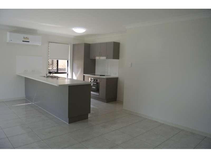 12 Hoffman Way, Bundamba QLD 4304