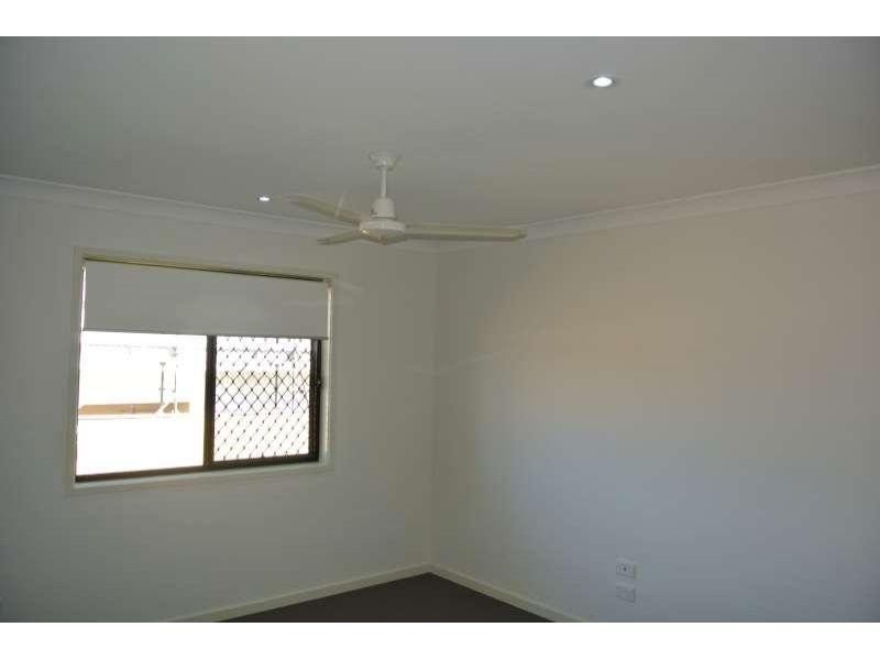 12 Hoffman Way, Bundamba QLD 4304