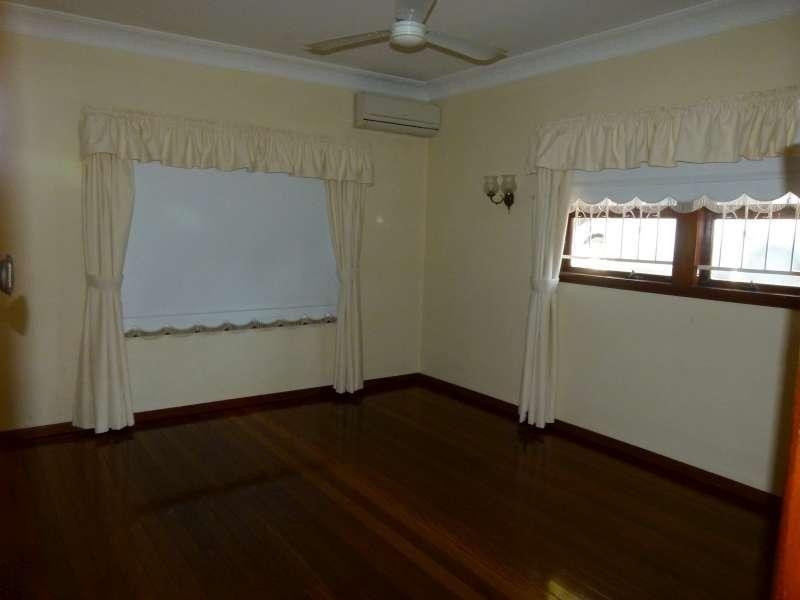 33 Fig Tree Pocket Road, Chapel Hill QLD 4069