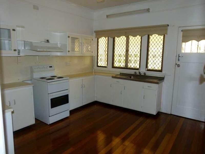 33 Fig Tree Pocket Road, Chapel Hill QLD 4069