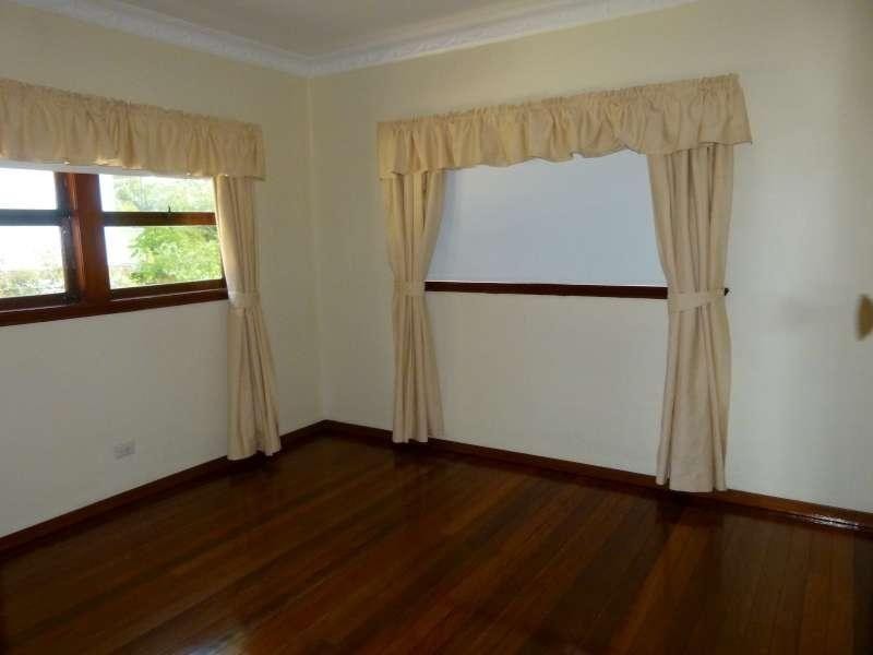 33 Fig Tree Pocket Road, Chapel Hill QLD 4069