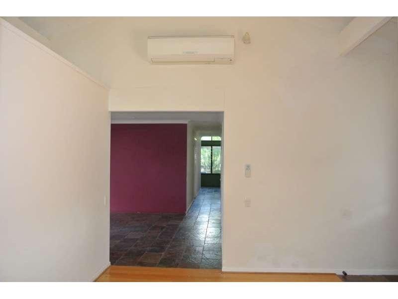 8 Noval Court, Bellbowrie QLD 4070