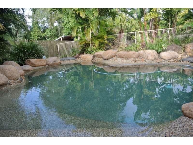 8 Noval Court, Bellbowrie QLD 4070