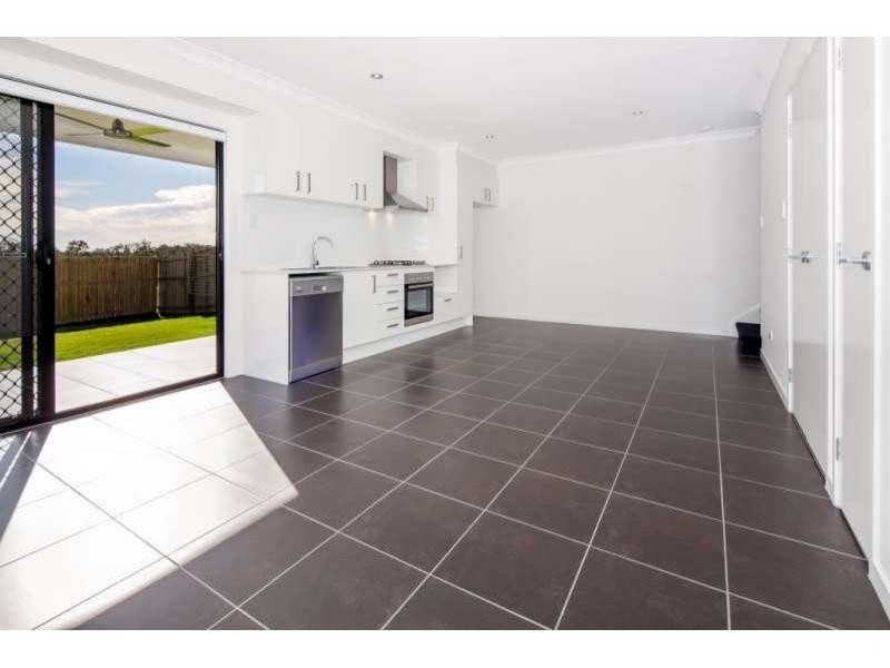 82B Columbia Drive, Bellbird Park QLD 4300