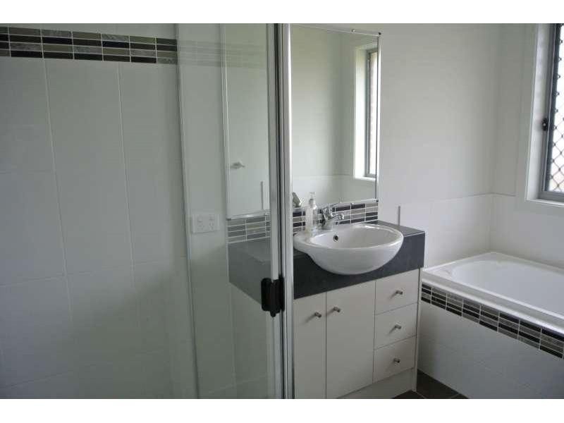 116 Whitmore Crescent, Goodna QLD 4300