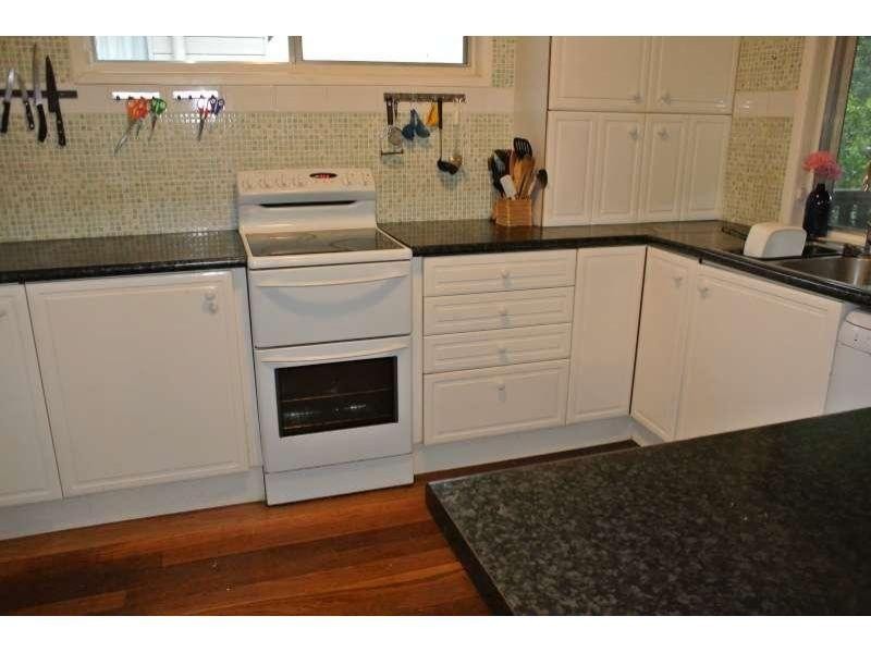 94 Dewar Terrace, Sherwood QLD 4075