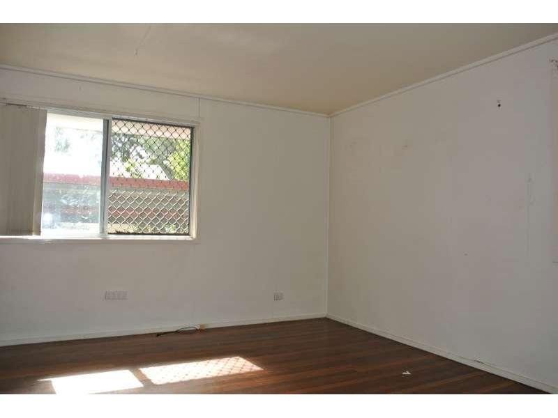 6 Ursula Street, Riverview QLD 4303