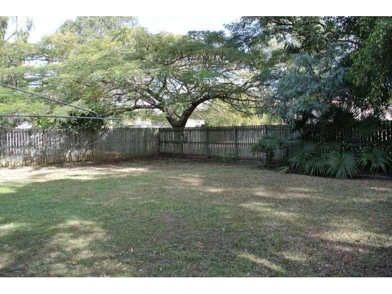 6 Ursula Street, Riverview QLD 4303