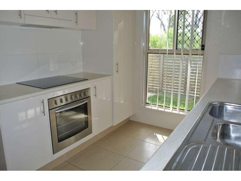 9 Pinnacle Close, Springfield Lakes QLD 4300