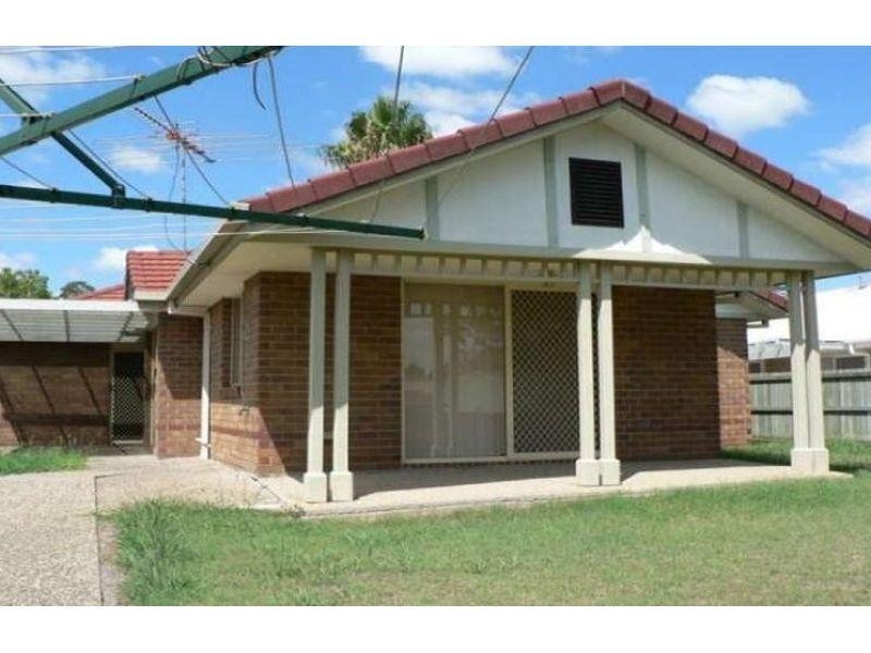 8 Willowtree Drive, Flinders View QLD 4305