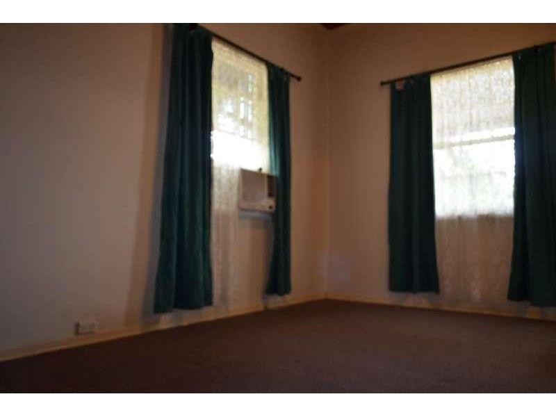 7 Panton Street, Woodend QLD 4305