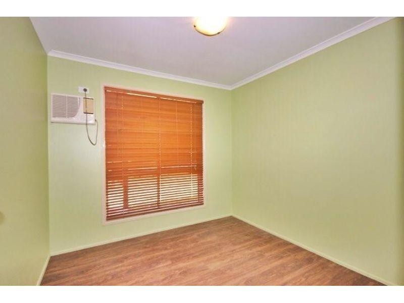 26 Colisa Crescent, Regents Park QLD 4118