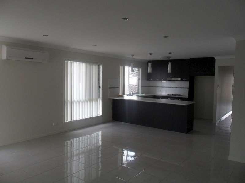 74 Anesbury Street, Doolandella QLD 4077