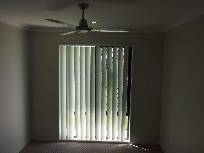 1/10 Hermes Way, Wulkuraka QLD 4305