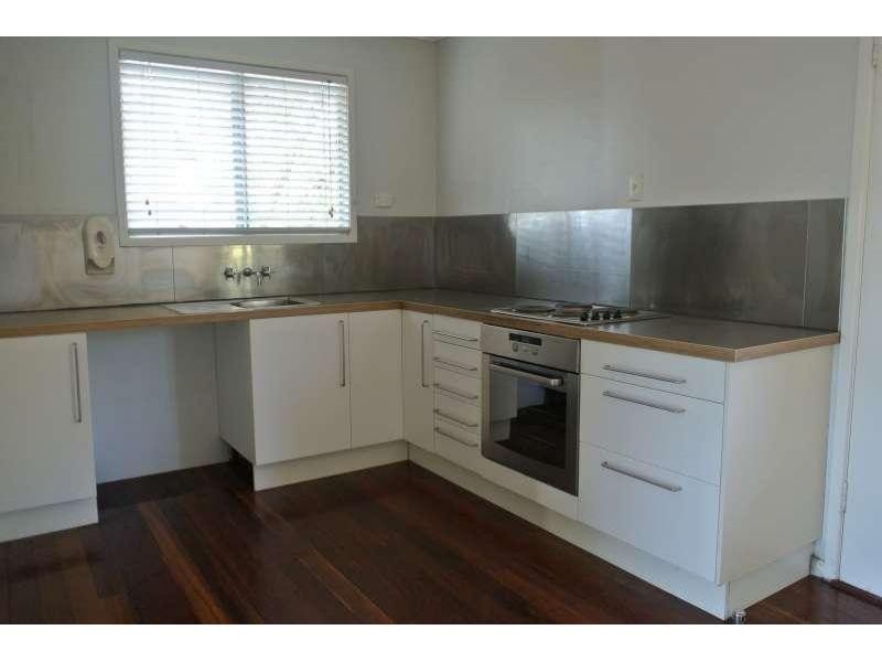 2 Meredith Lane, Ipswich QLD 4305