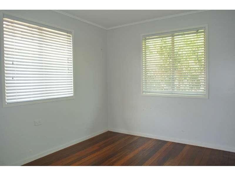 2 Meredith Lane, Ipswich QLD 4305