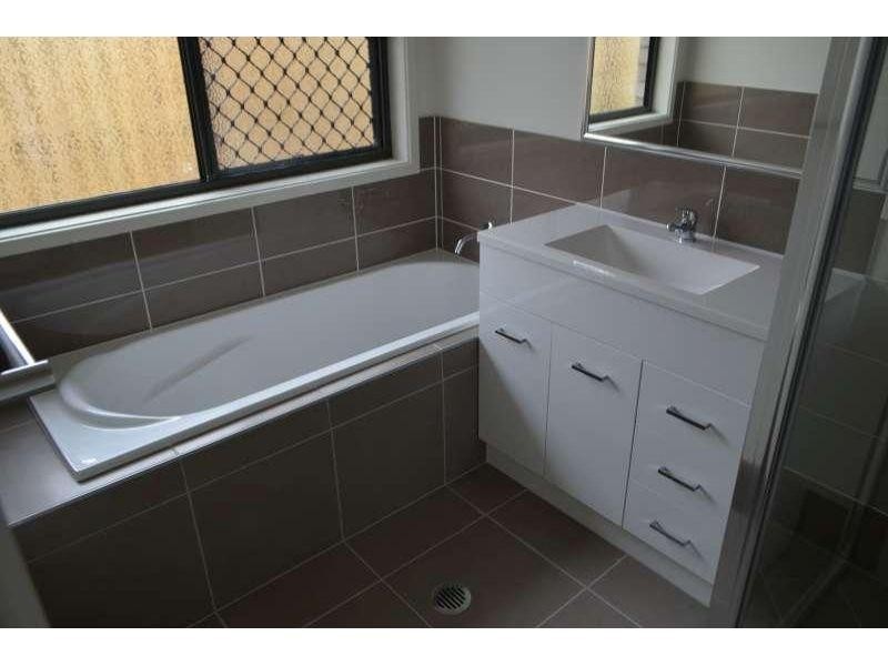 1/21 Pendragon Street, Raceview QLD 4305