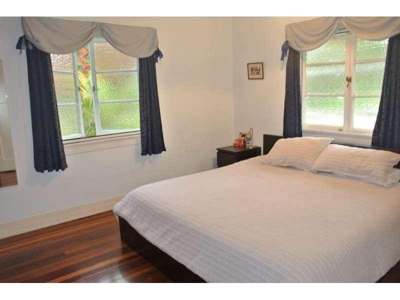 87 Lilly Street, Sherwood QLD 4075