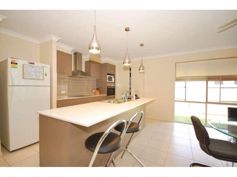 84 Armisfield Street, Doolandella QLD 4077