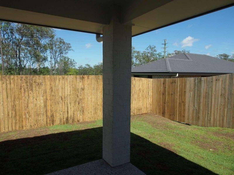 2/64 Kyoto Street, Brassall QLD 4305