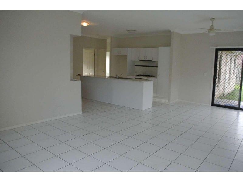 27 Wright Avenue, Redbank Plains QLD 4301