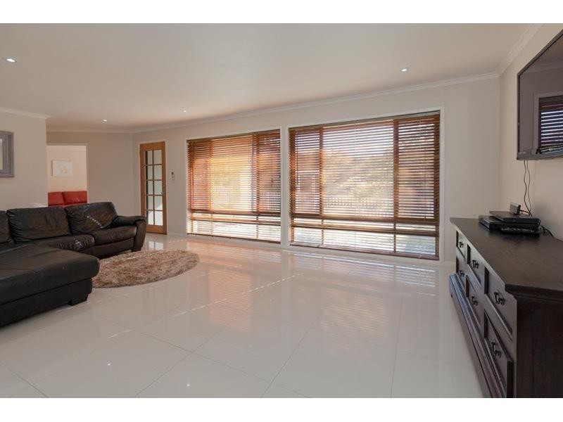 26 Michelangelo Street, Fig Tree Pocket QLD 4069