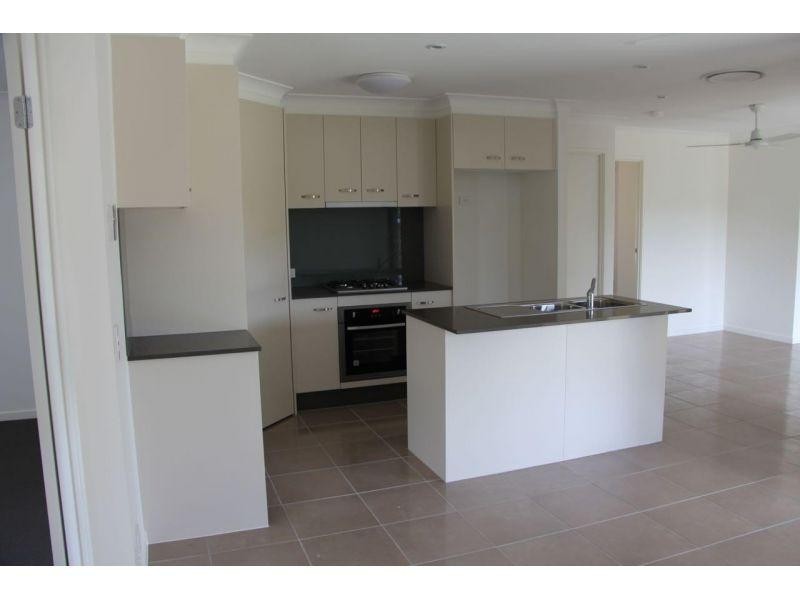 20 Hall Court, Bellbird Park QLD 4300