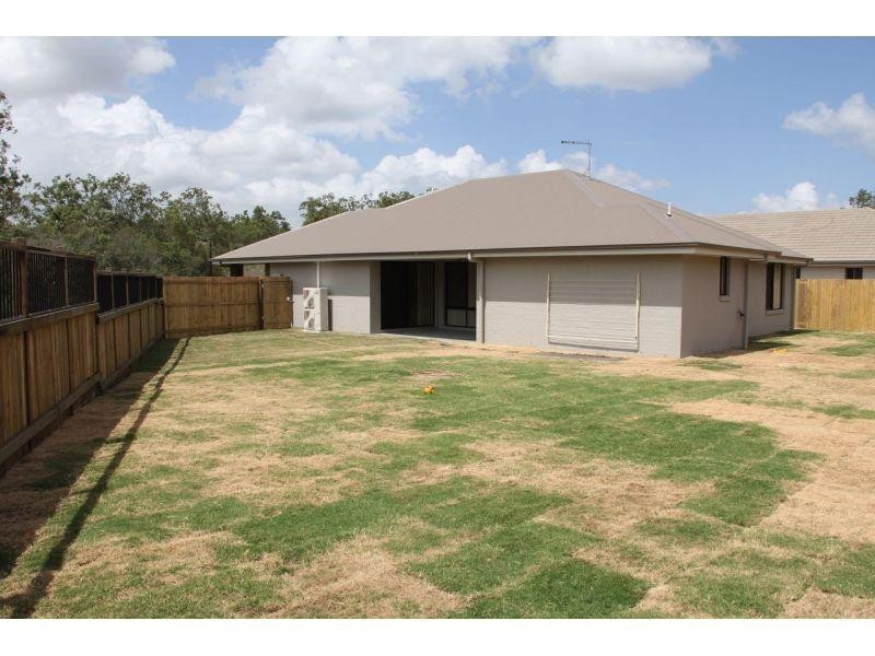 20 Hall Court, Bellbird Park QLD 4300