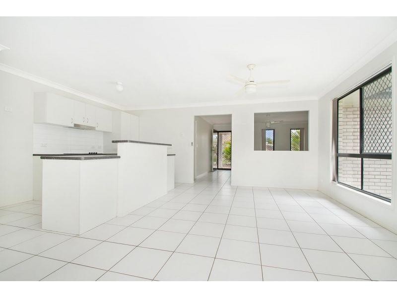 56 Gardenia Circuit, Heathwood QLD 4110