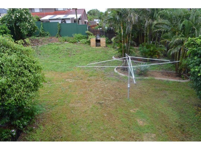 66 Brownie Street, Jamboree Heights QLD 4074