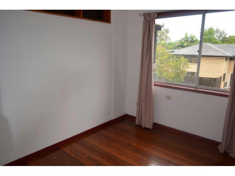 66 Brownie Street, Jamboree Heights QLD 4074