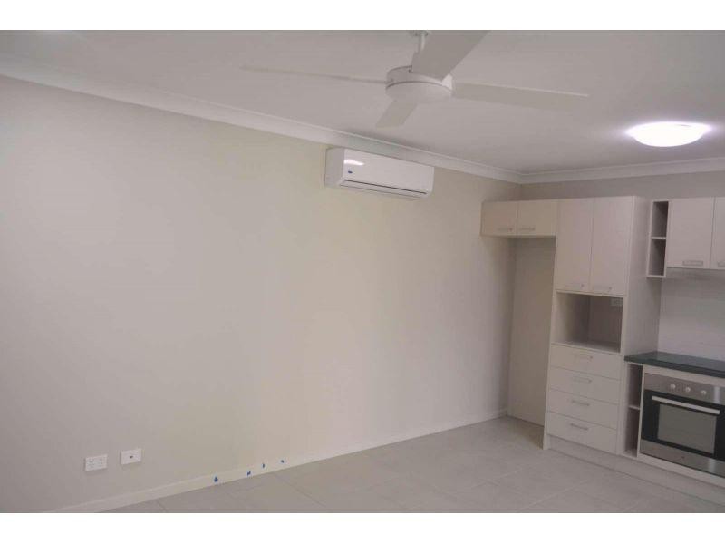 2/10 Catalyst Place, Brassall QLD 4305