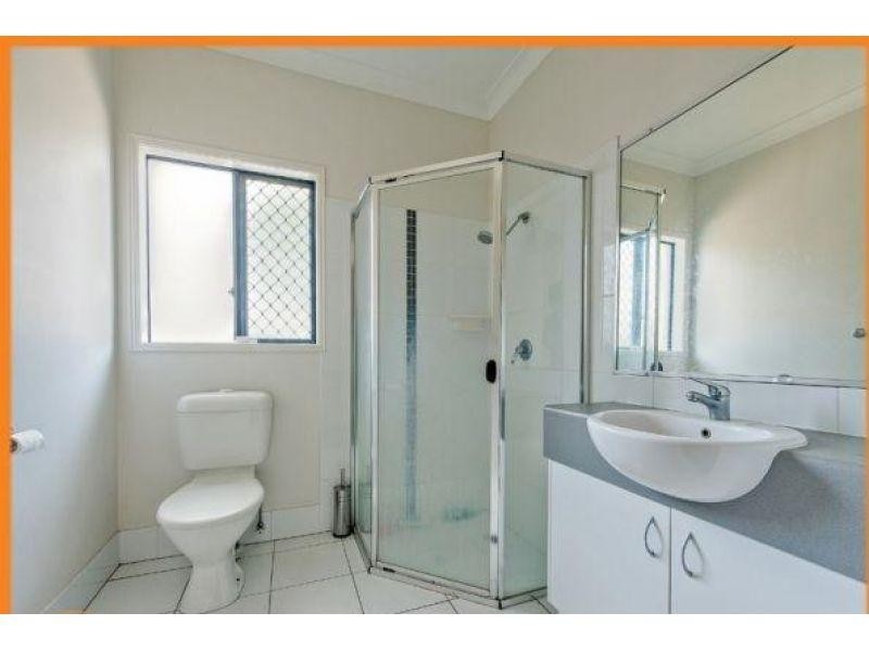17 Wright Avenue, Redbank Plains QLD 4301