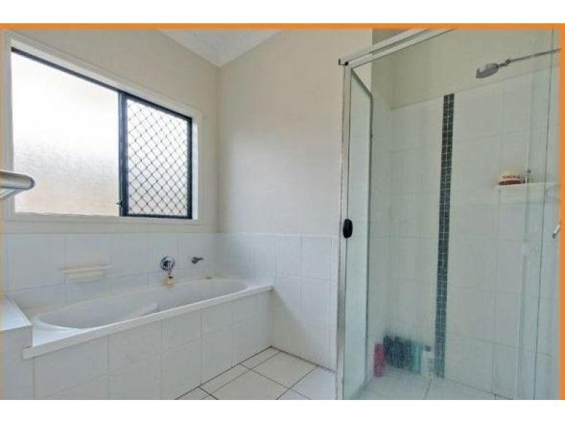 17 Wright Avenue, Redbank Plains QLD 4301