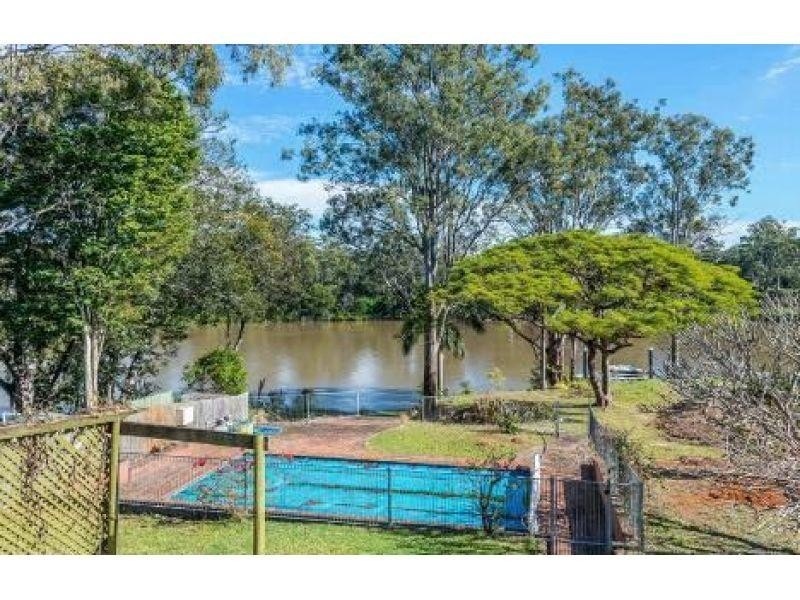 10 Douglas Street, Sherwood QLD 4075