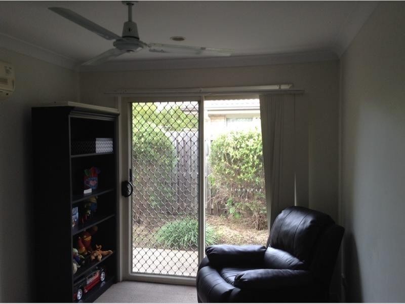 49/8 Rosegum Place, Redbank Plains QLD 4301