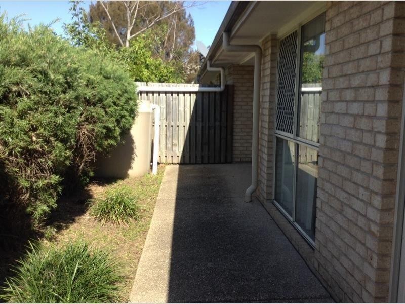 49/8 Rosegum Place, Redbank Plains QLD 4301
