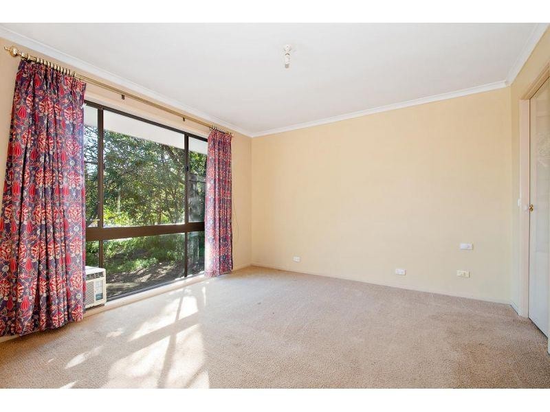 5 Buscall Court, Sinnamon Park QLD 4073